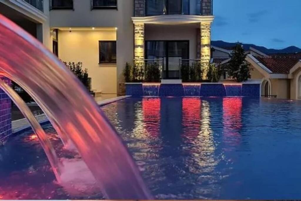 Modern Top Floor Sea View 3Br With Pools, Spa & Fitness Bečići 外观 照片