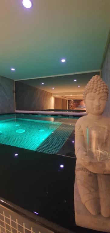 Modern Top Floor Sea View 3Br With Pools, Spa & Fitness Bečići 外观 照片